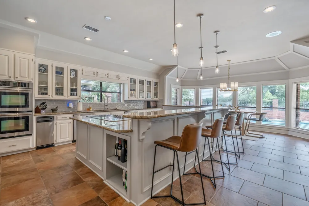 6500 Hollytree Circle Tyler, TX 75703