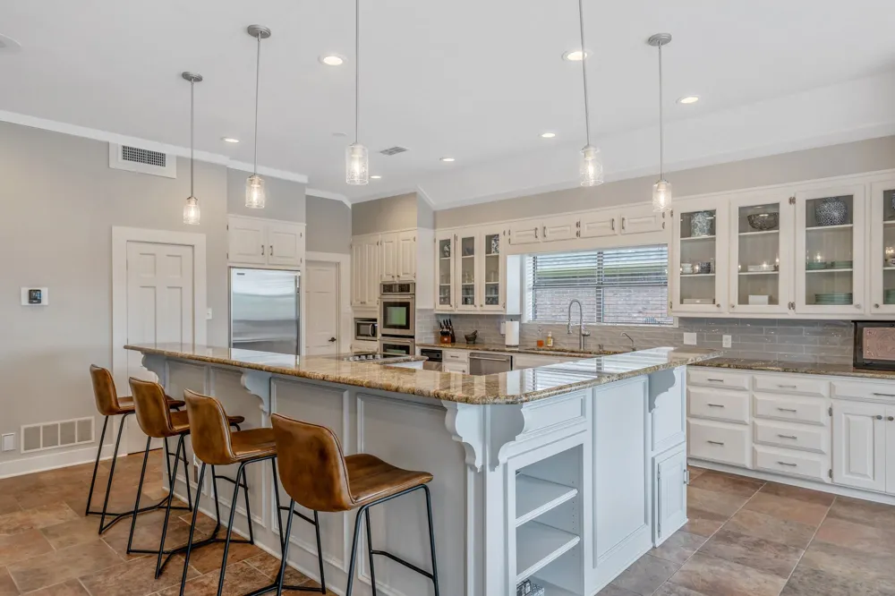 6500 Hollytree Circle Tyler, TX 75703