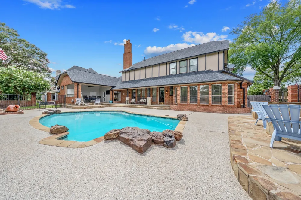 6500 Hollytree Circle Tyler, TX 75703