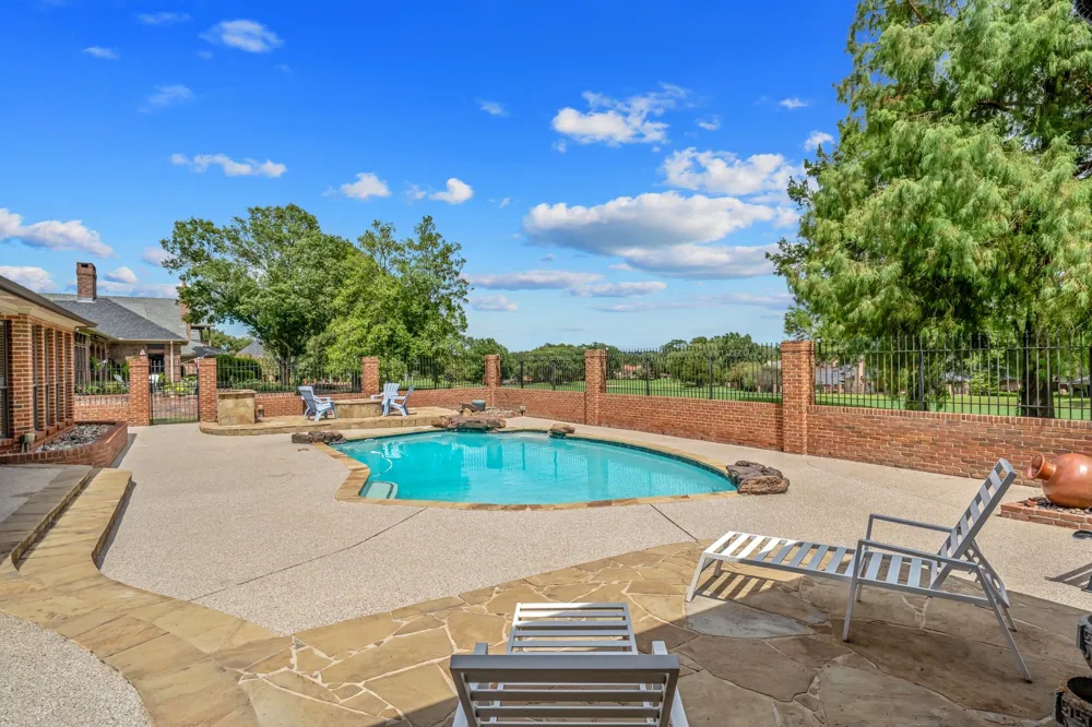 6500 Hollytree Circle Tyler, TX 75703