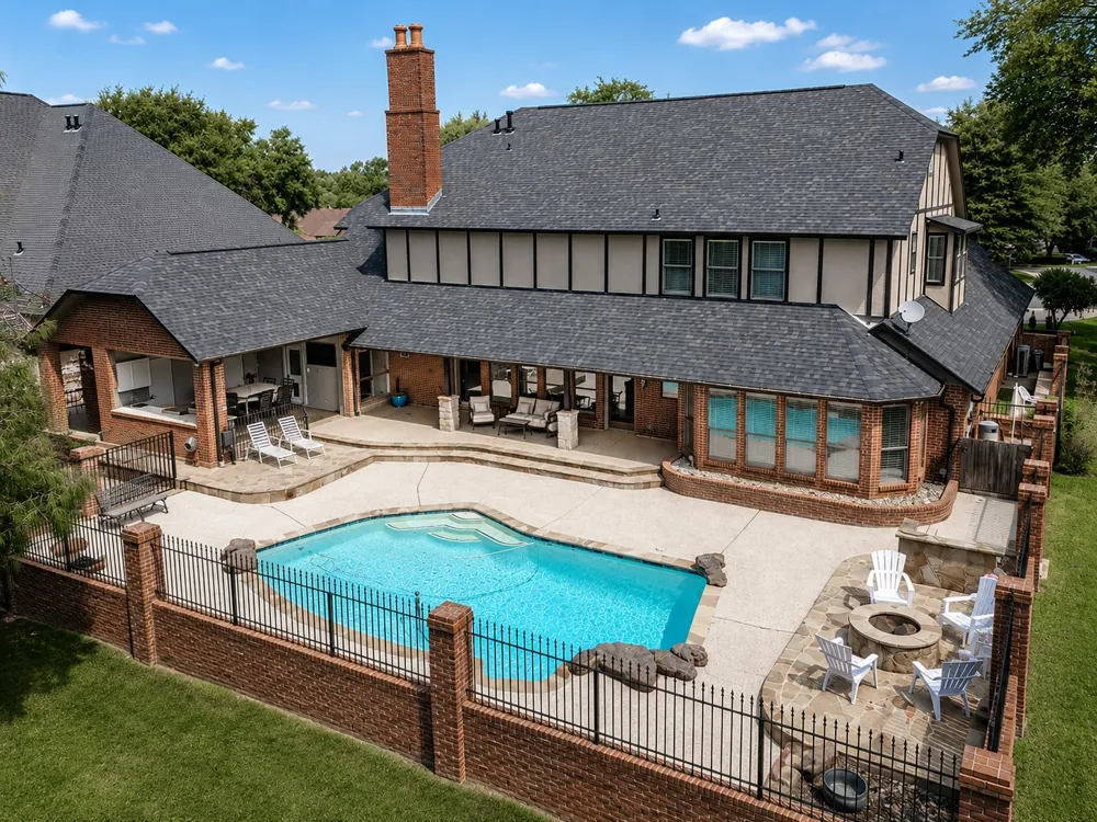 6500 Hollytree Circle Tyler, TX 75703