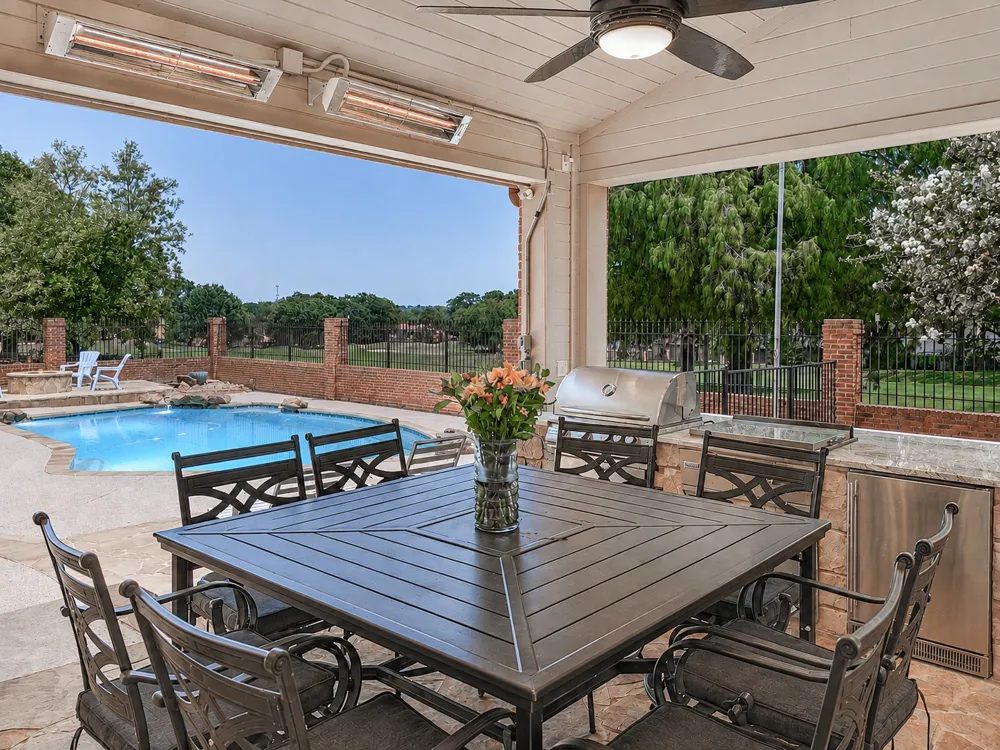6500 Hollytree Circle Tyler, TX 75703
