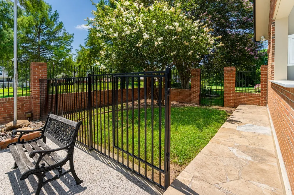 6500 Hollytree Circle Tyler, TX 75703