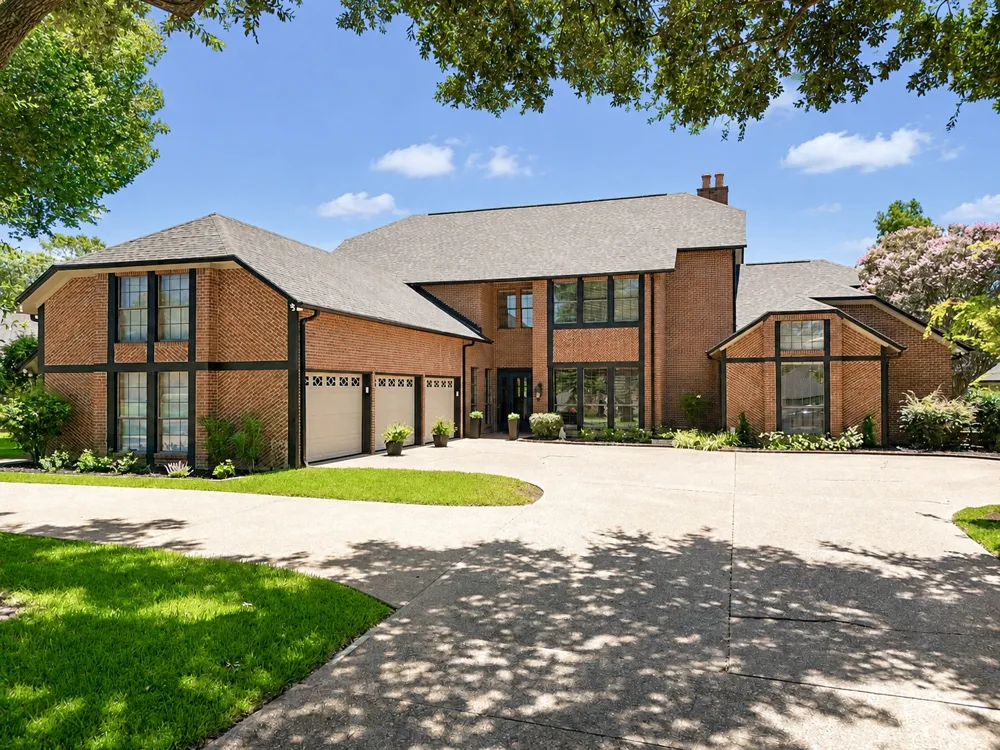 6500 Hollytree Circle Tyler, TX 75703