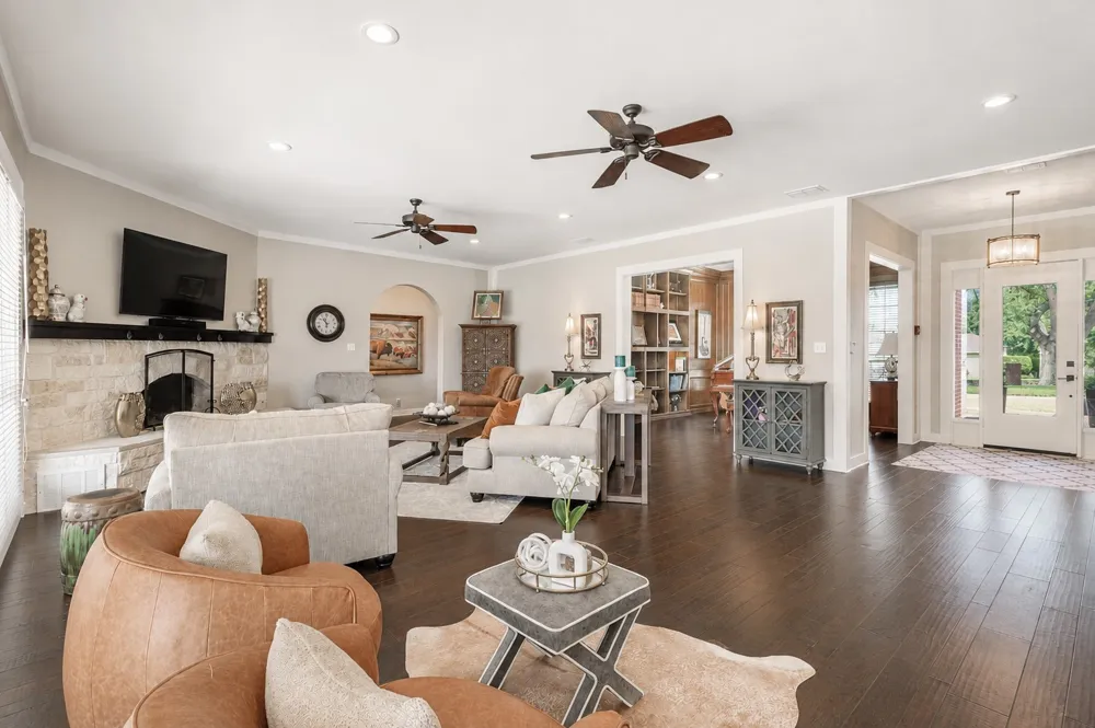6500 Hollytree Circle Tyler, TX 75703