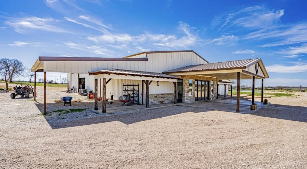 8900 Nix Road Tolar, TX 76476