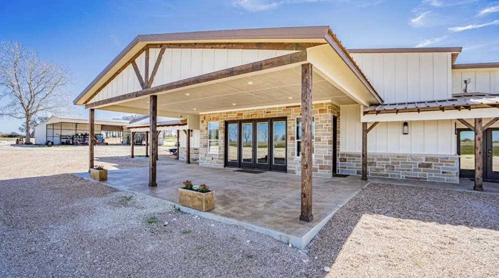 8900 Nix Road Tolar, TX 76476