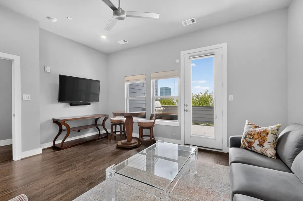 3170 Carmel Street #106 Dallas, TX 75204