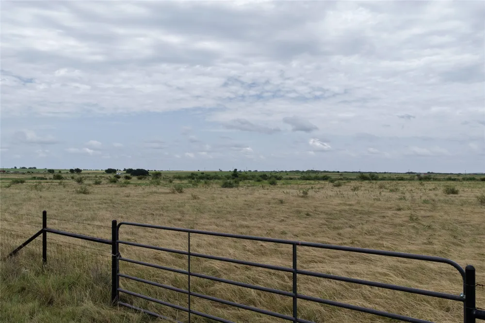 2862 Farm Market 1702 Indian Gap, TX 76531