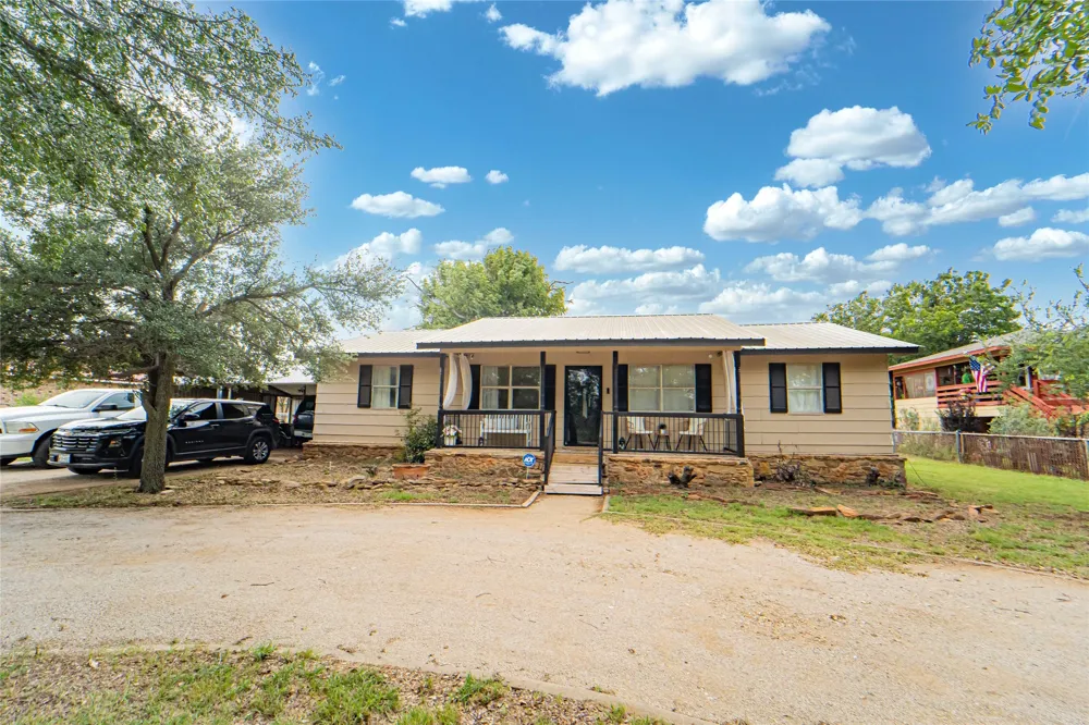 87 Water District Road 214 Breckenridge, TX 76424