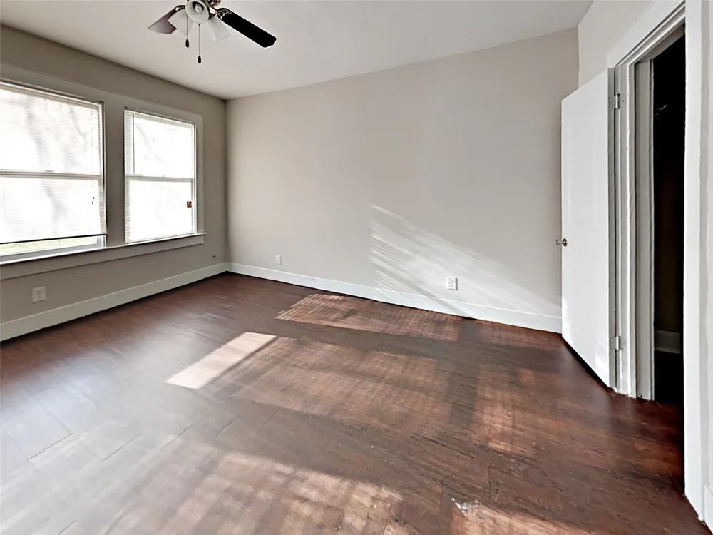 1824 Stella Avenue Dallas, TX 75203