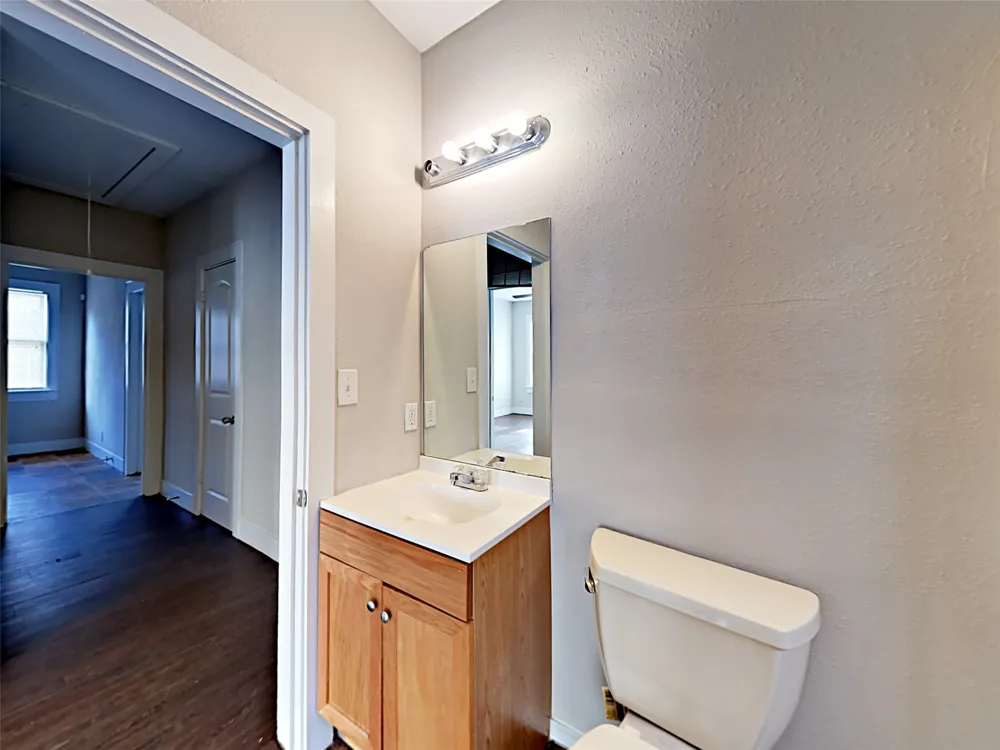1824 Stella Avenue Dallas, TX 75203