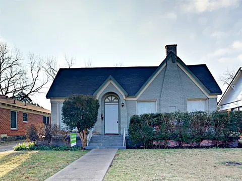 1824 Stella Avenue