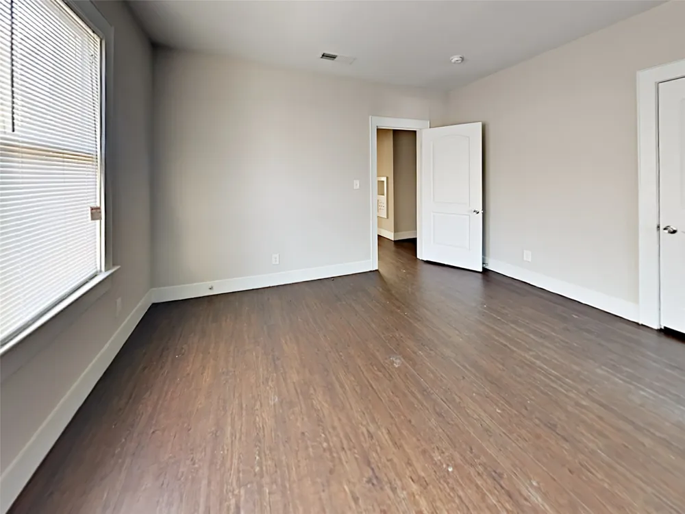 1824 Stella Avenue Dallas, TX 75203