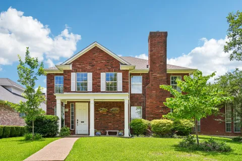8722 Bayshore Lane