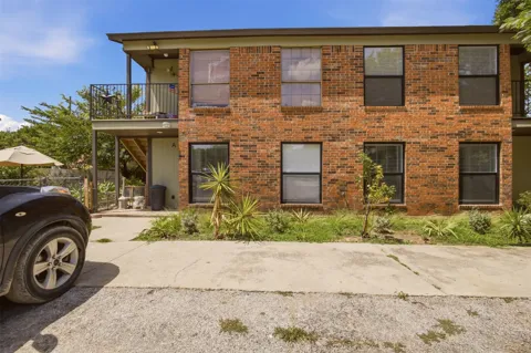 908 Isbell Road #D