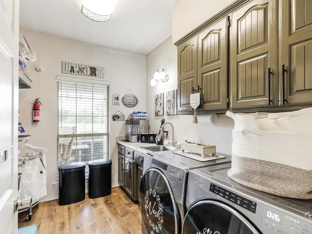 1880 County Road 2610 Bonham, TX 75418