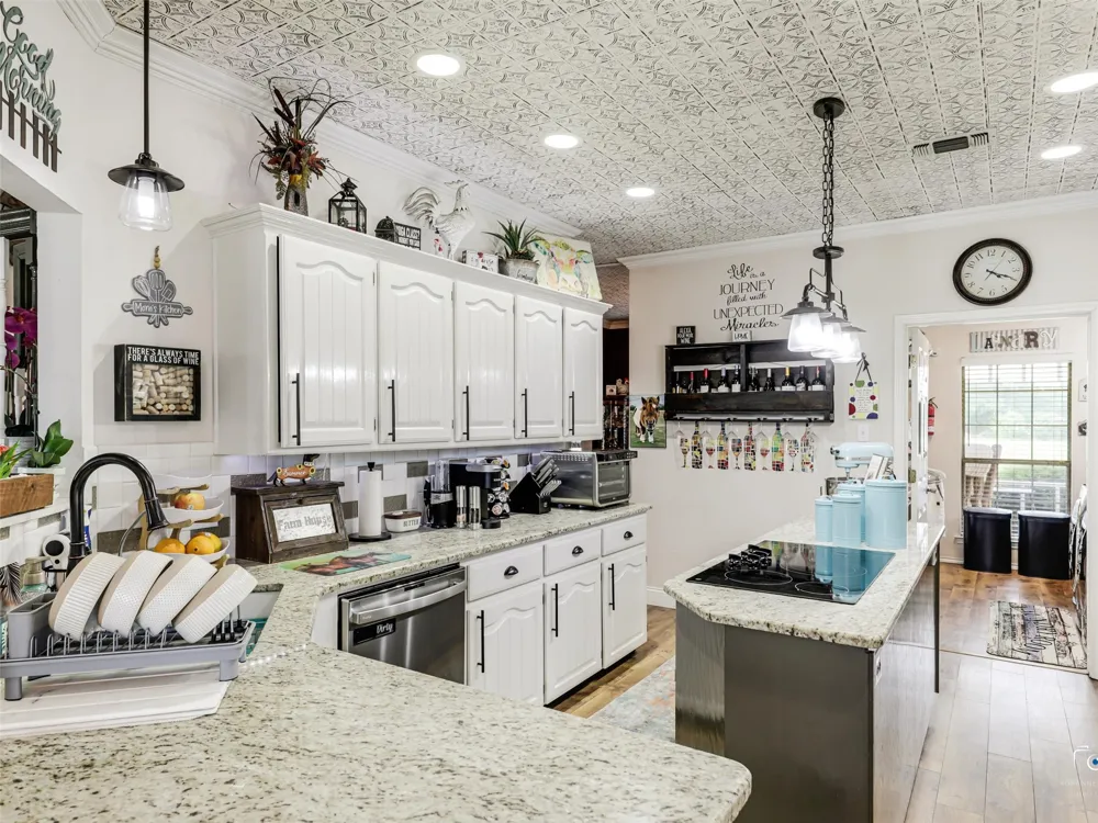 1880 County Road 2610 Bonham, TX 75418