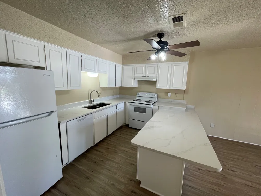 61 Runaway Bay Drive #102A Runaway Bay, TX 76426