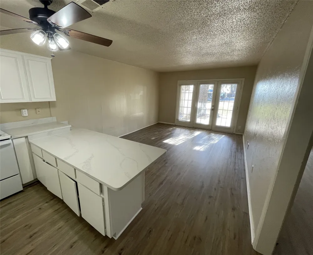 61 Runaway Bay Drive #102A Runaway Bay, TX 76426