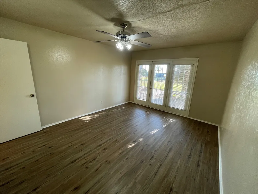 61 Runaway Bay Drive #102A Runaway Bay, TX 76426