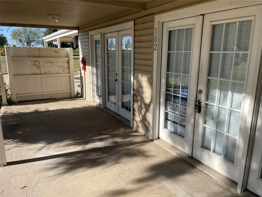 61 Runaway Bay Drive #102A Runaway Bay, TX 76426