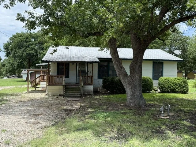 157 CR 4320 Enloe, TX 75441