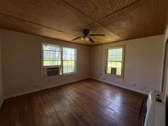 157 CR 4320 Enloe, TX 75441