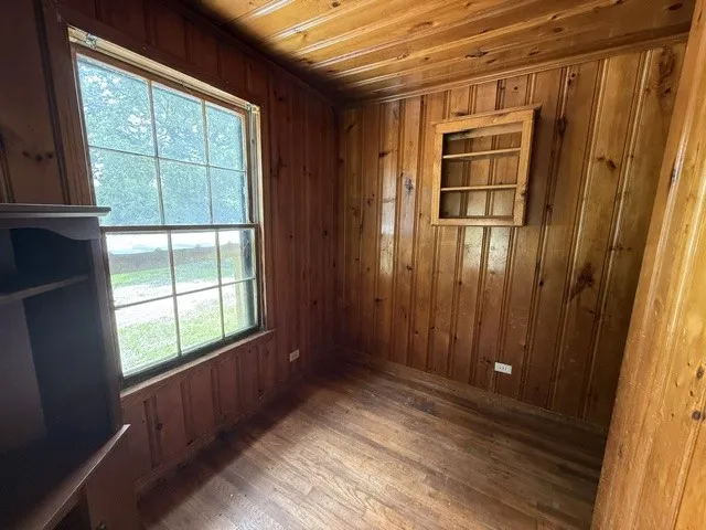 157 CR 4320 Enloe, TX 75441