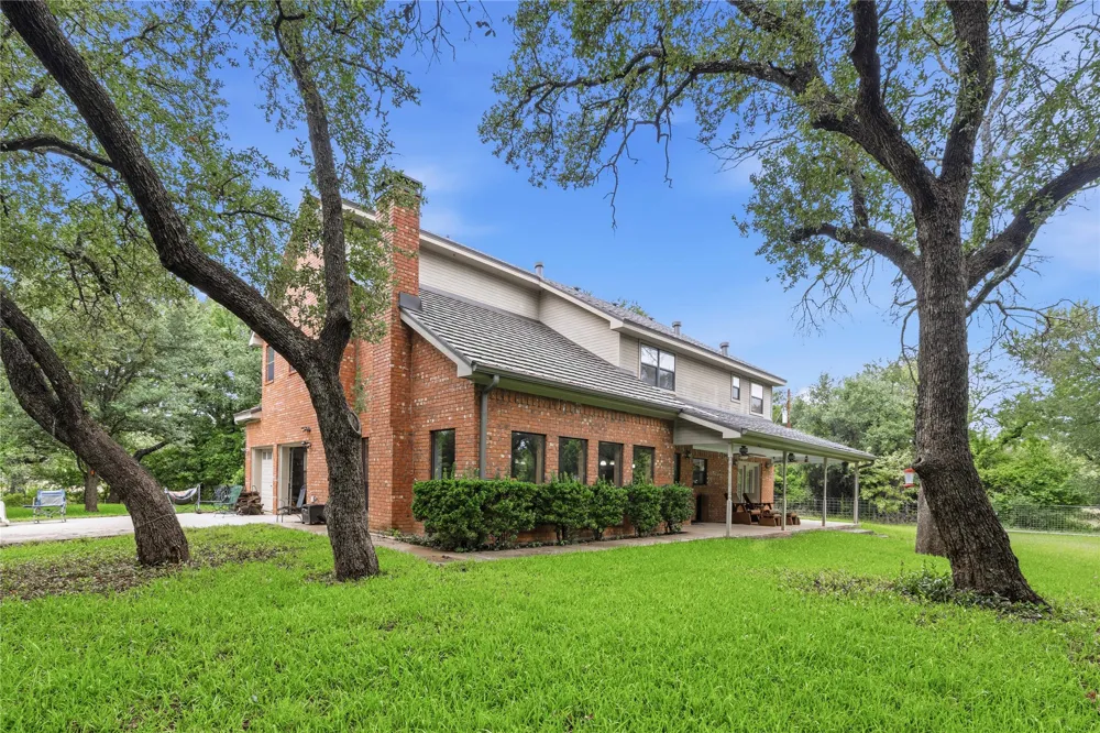 5567 FM 2633 Santa Anna, TX 76878