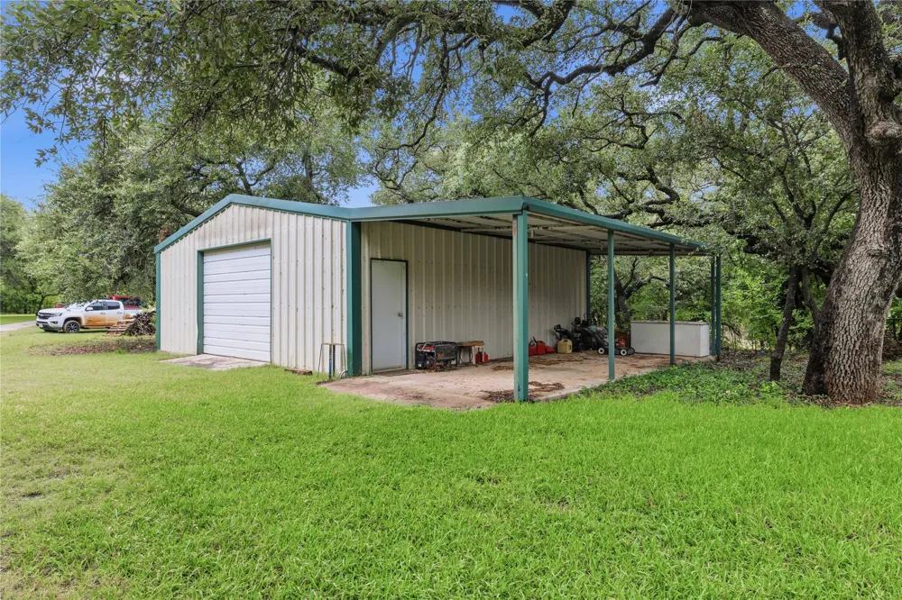5567 FM 2633 Santa Anna, TX 76878