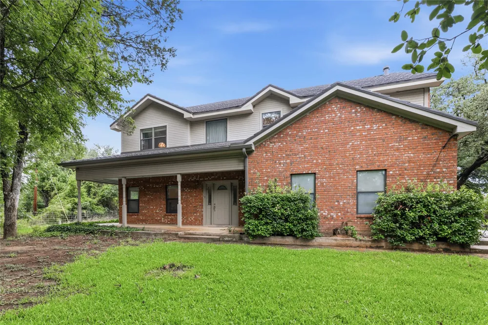 5567 FM 2633 Santa Anna, TX 76878