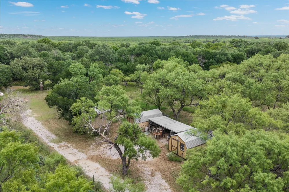 5567 FM 2633 Santa Anna, TX 76878