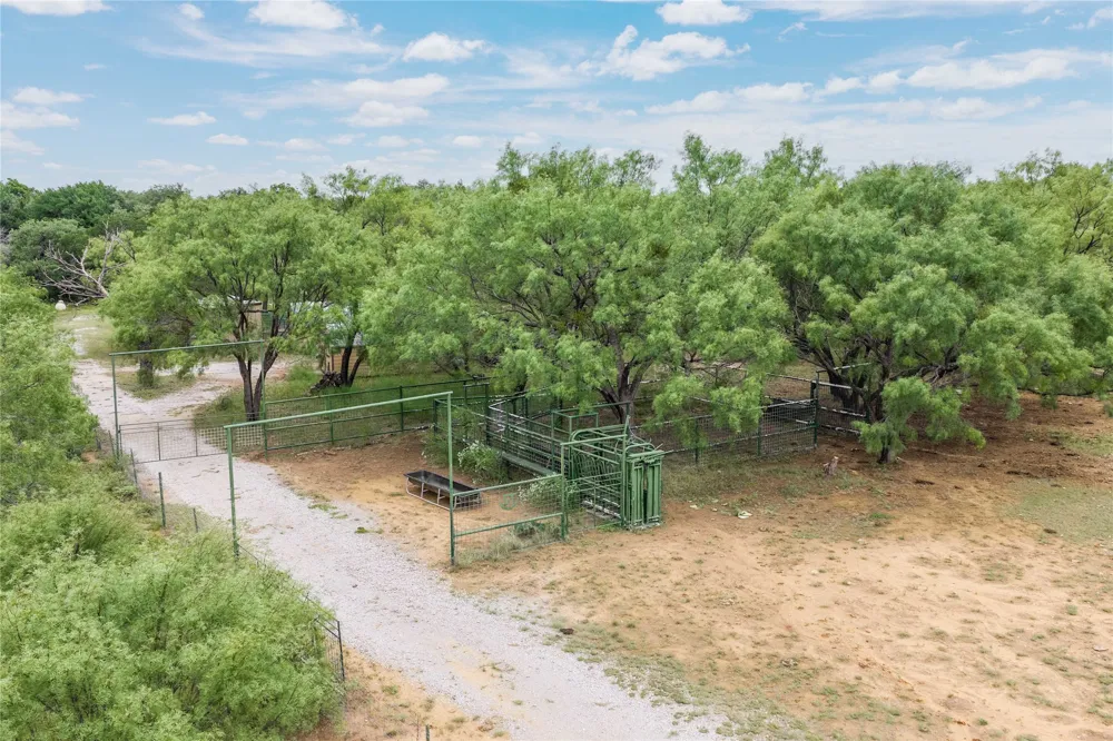 5567 FM 2633 Santa Anna, TX 76878