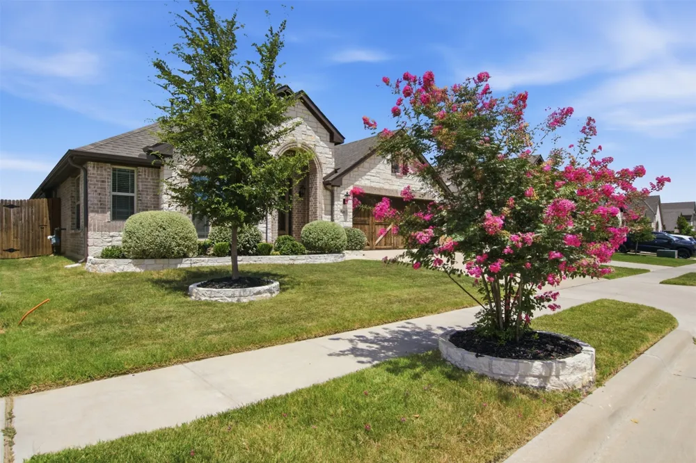 540 Ramon Street Burleson, TX 76028