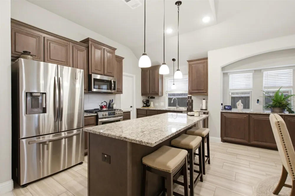 540 Ramon Street Burleson, TX 76028