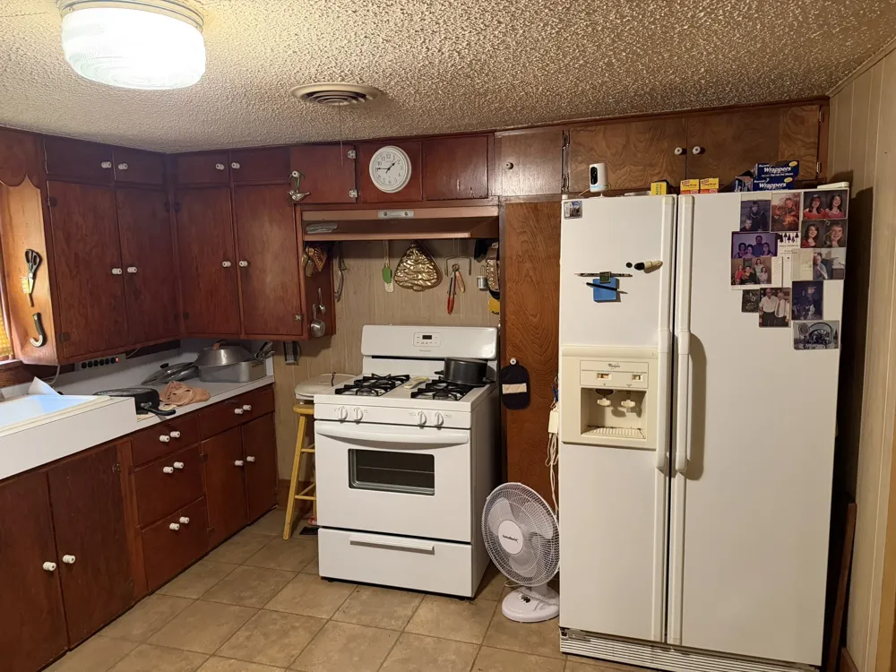 15400 County Road I Wellington, TX 79079