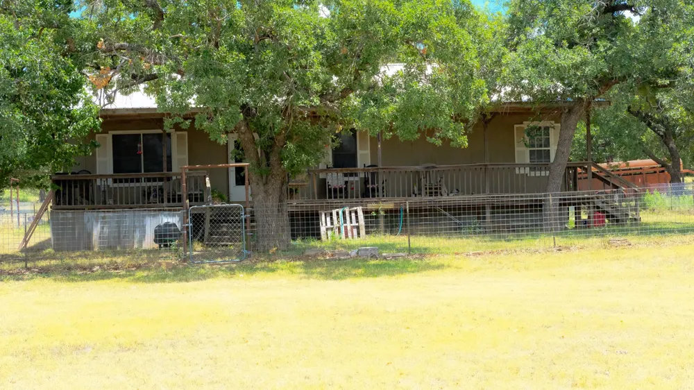 1922 Loving Road Jermyn, TX 76459
