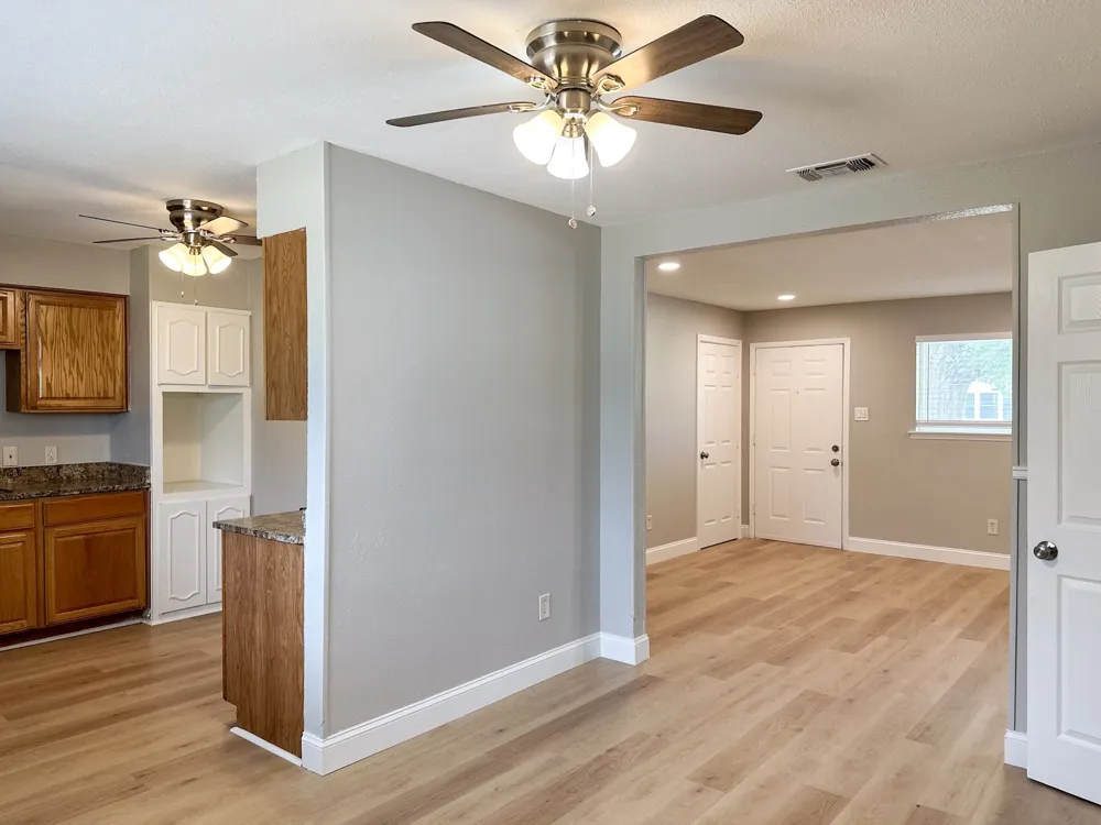 701 Tanglewood Drive Hurst, TX 76053