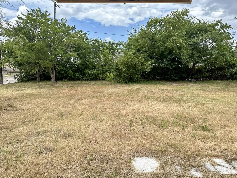 701 Tanglewood Drive Hurst, TX 76053
