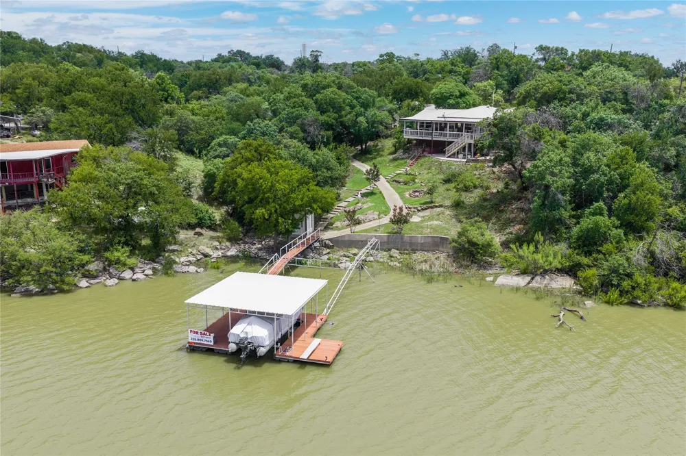 6976 Shamrock Drive Brownwood, TX 76801