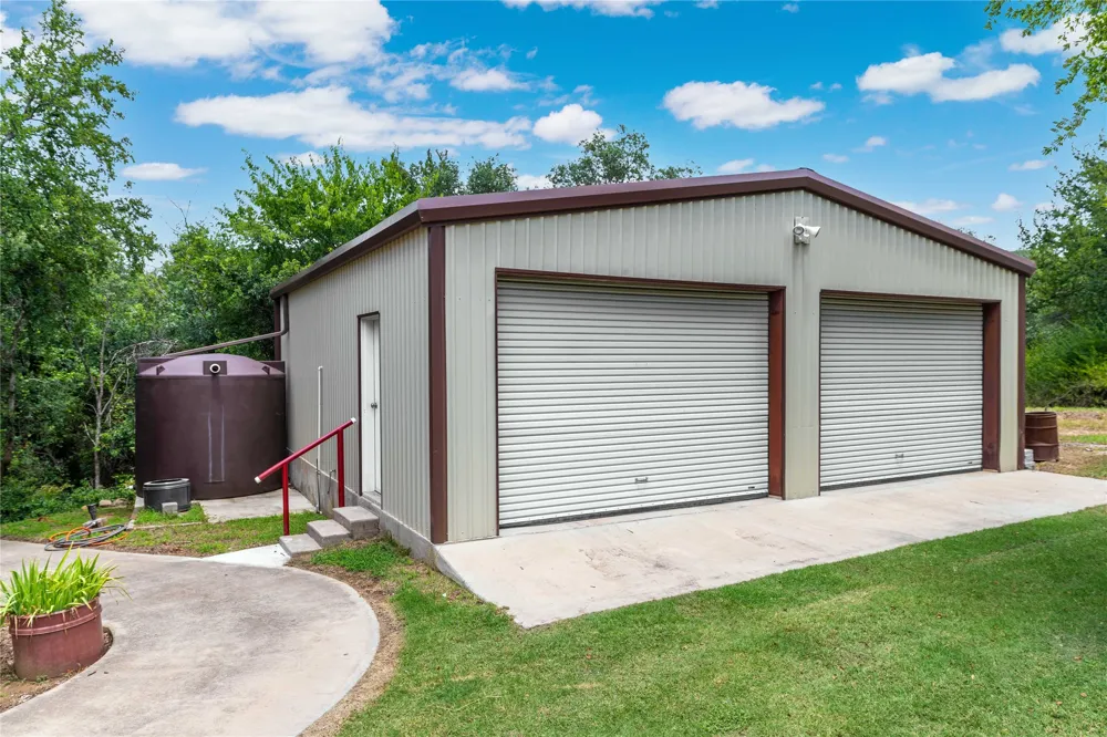 6976 Shamrock Drive Brownwood, TX 76801
