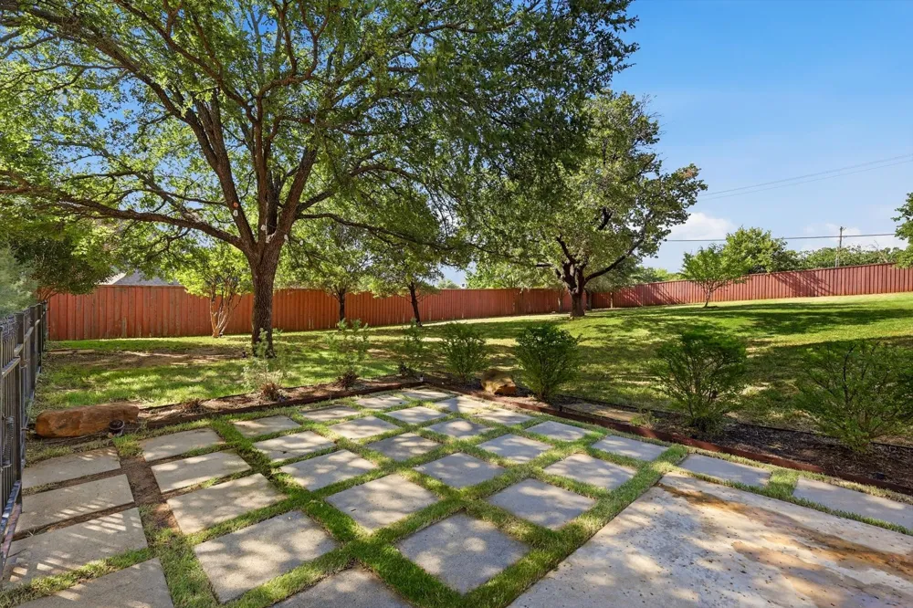 813 Pearl Drive Southlake, TX 76092