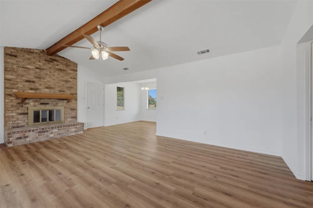 124 Prairie Creek Road Red Oak, TX 75154