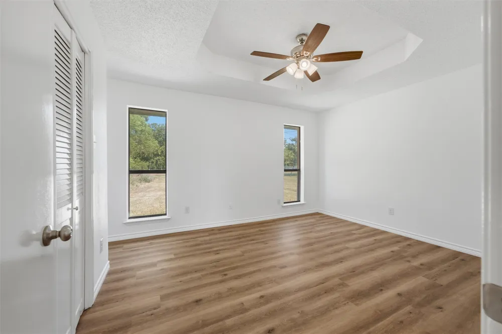 124 Prairie Creek Road Red Oak, TX 75154