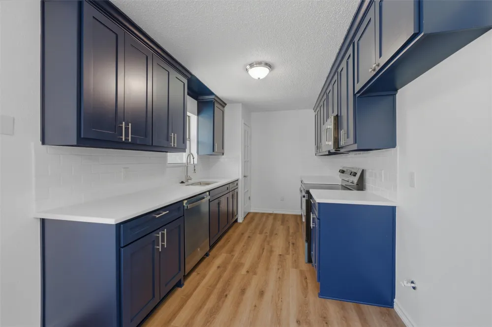 124 Prairie Creek Road Red Oak, TX 75154