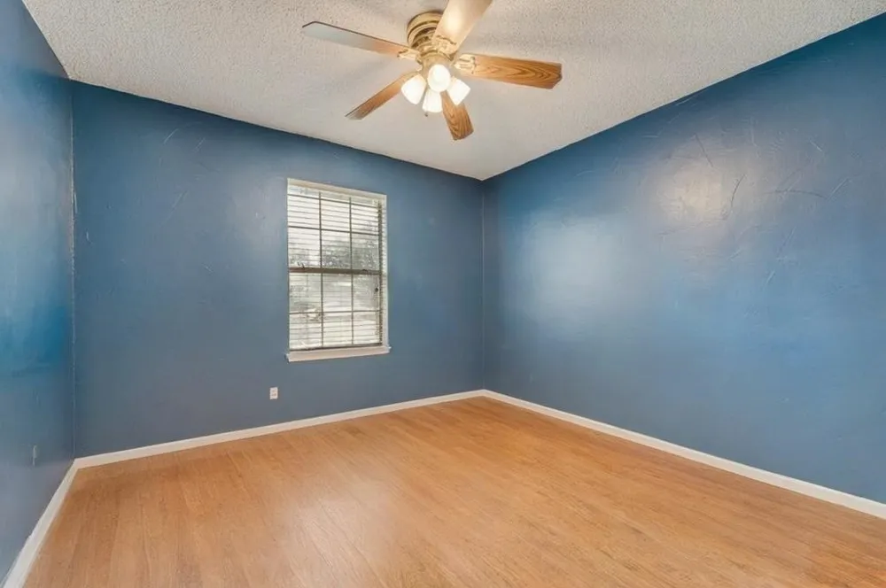 802 Spears Street Alvarado, TX 76009