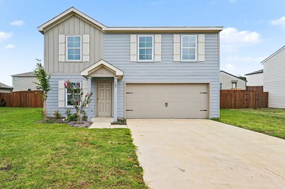 123 Cooper Drive Cleburne, TX 76031