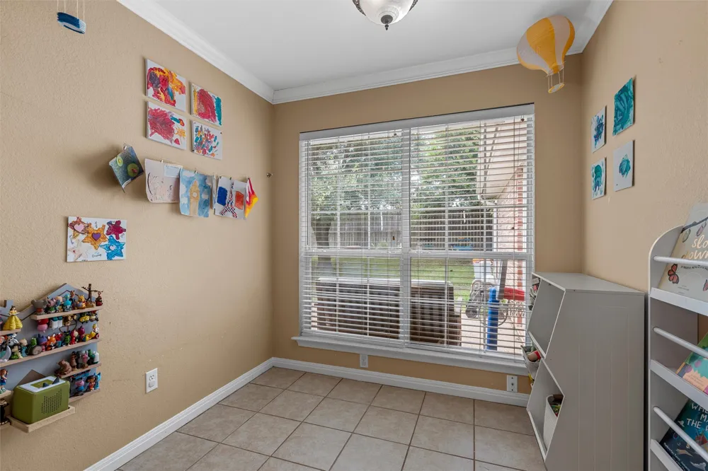1112 Regina Drive Hewitt, TX 76643