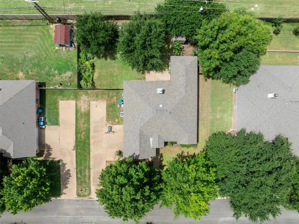 1112 Regina Drive Hewitt, TX 76643